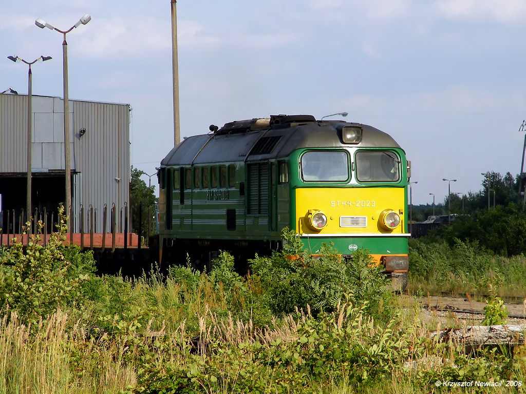 ST44-2023