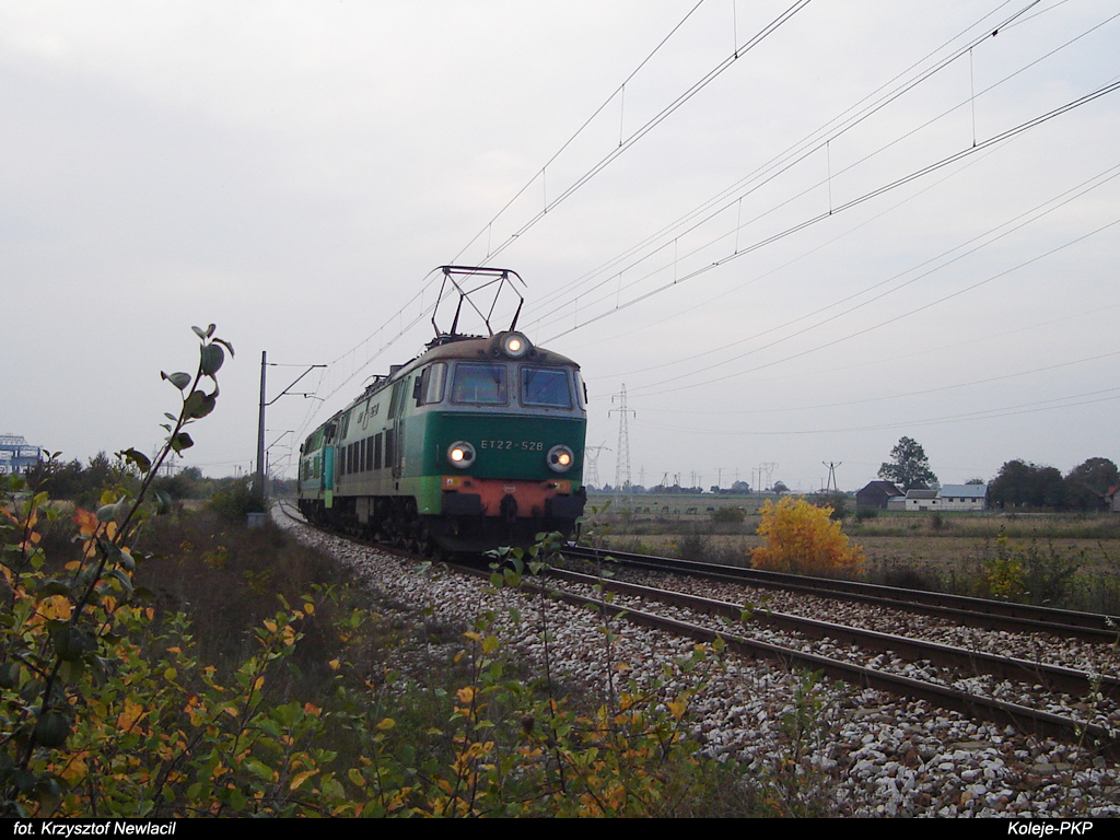 ET22-528