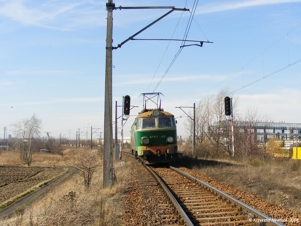 ET22-182
