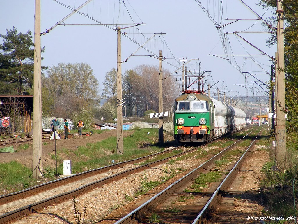 ET22-251