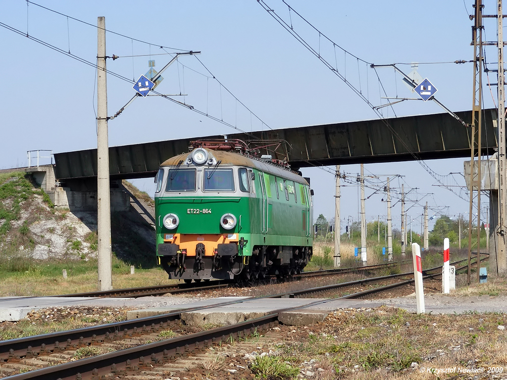 ET22-864