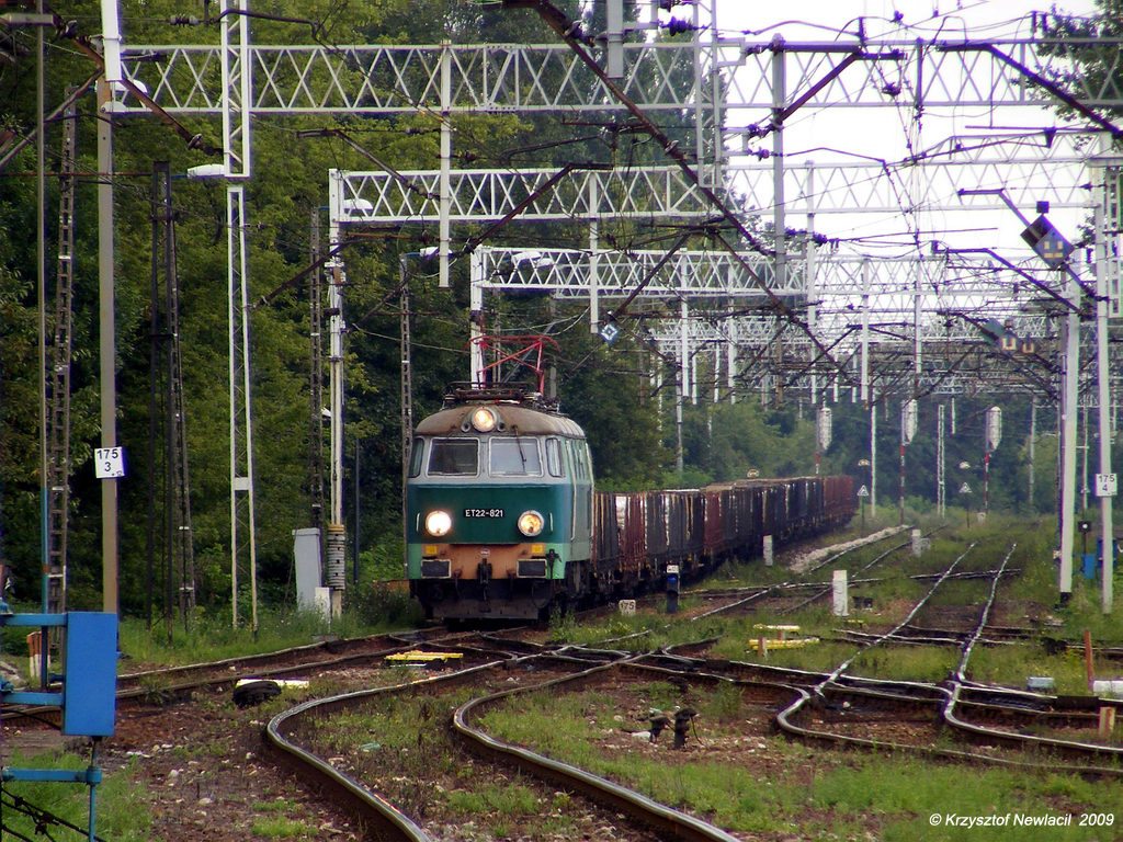 ET22-821