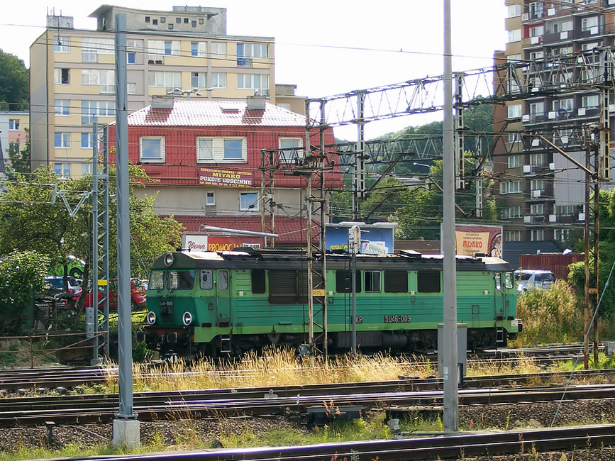 SU46-009