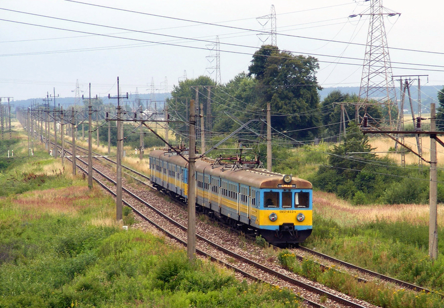 EN57-822