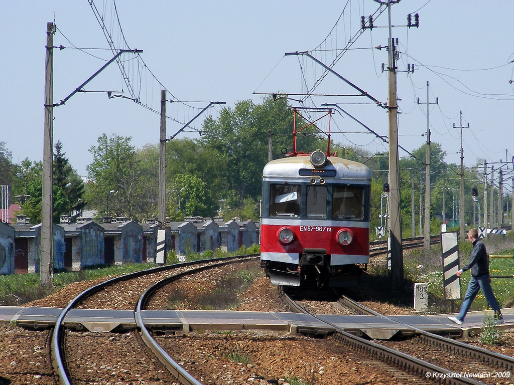 EN57-967